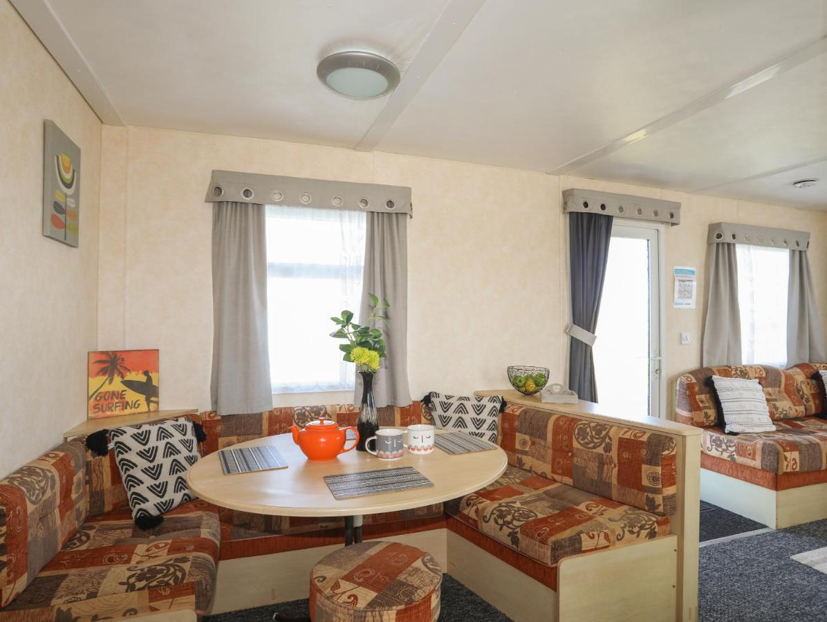 Trewan Chalet Holyhead Buitenkant foto