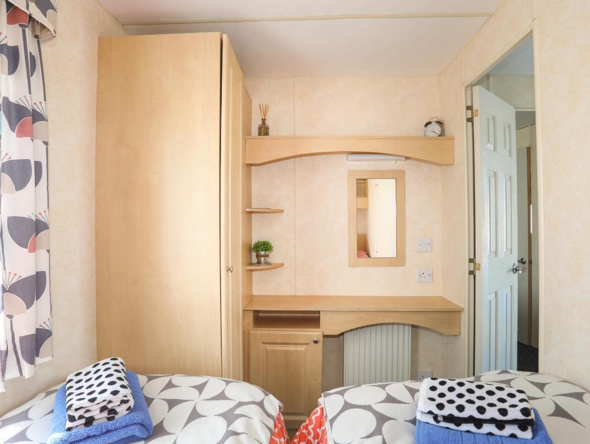Trewan Chalet Holyhead Buitenkant foto